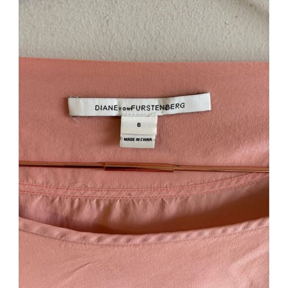 Diane Von Furstenberg Womens Boatneck Pleated Knee-Length Silk Dress Pink Sz 6 - Picture 12 of 13